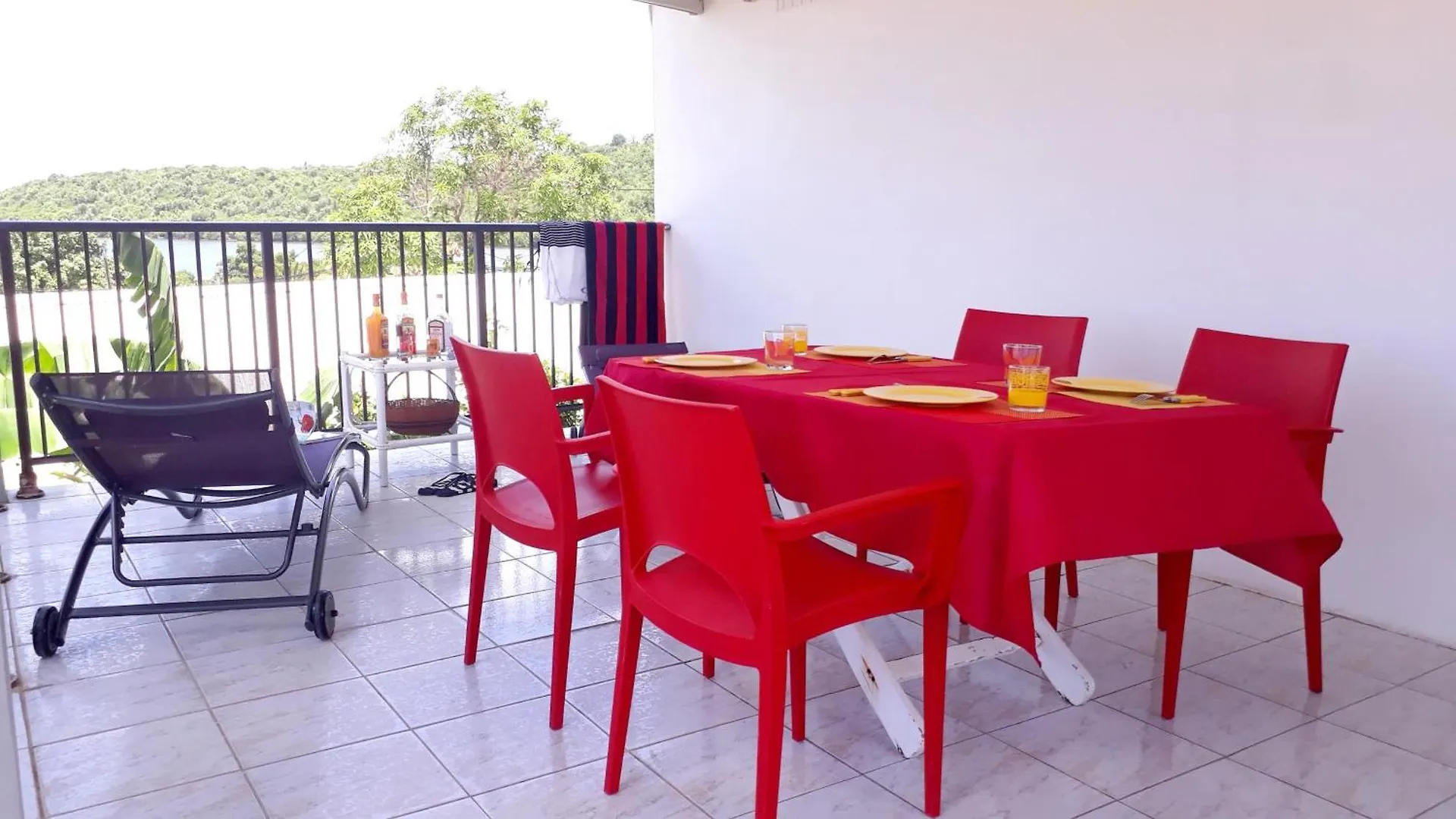 Appartement Spacieux Avec Vue Sur Mer Le Vauclin 79 M²