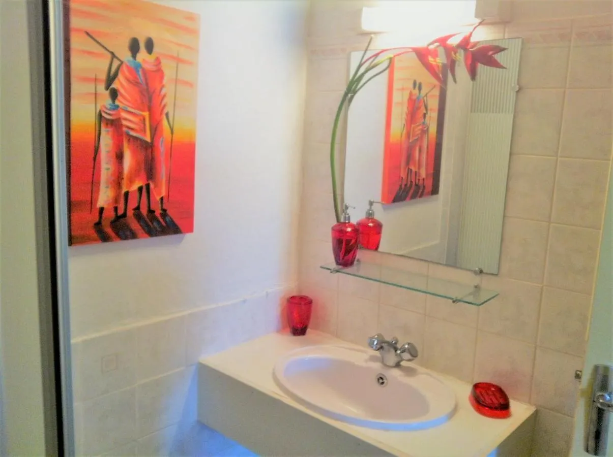Appartement Spacieux Avec Vue Sur Mer Le Vauclin 79 M² 0*,  Martinique